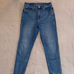 American Eagle High Rise Mom Jean